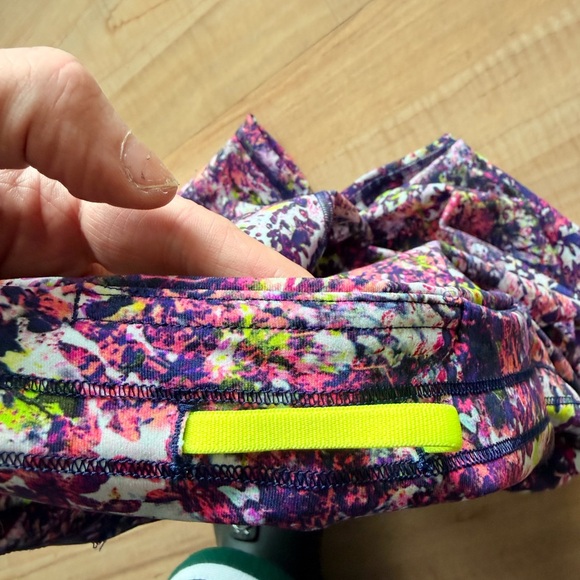 Lululemon Seawheeze Limited Leggings - Picture 8 of 11